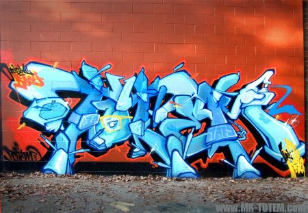 Фото граффити на бумаге