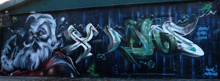 Граффити на новогоднюю тематику