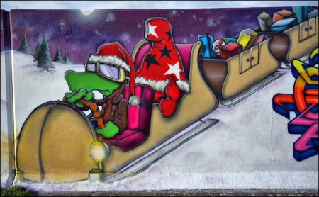Новогодний стрит арт