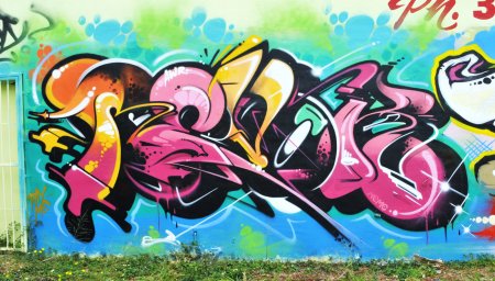 Обои на телефон граффити