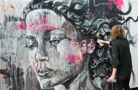 Стрит-арта Дэвид Уолкер