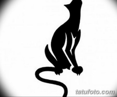 Грациозная черная кошка тату