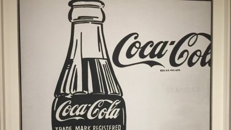 Эскиз рекламы