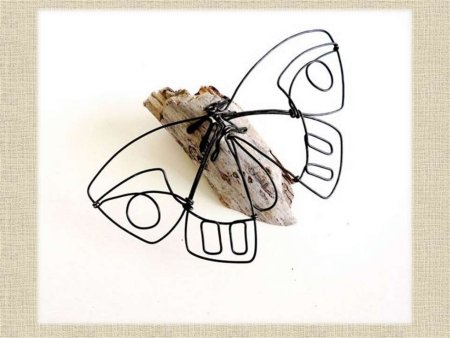 Бабочки из металлической проволоки