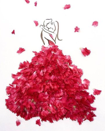 Платье из лепестков цветов