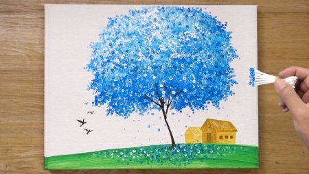 Дерево красками и ватными палочками