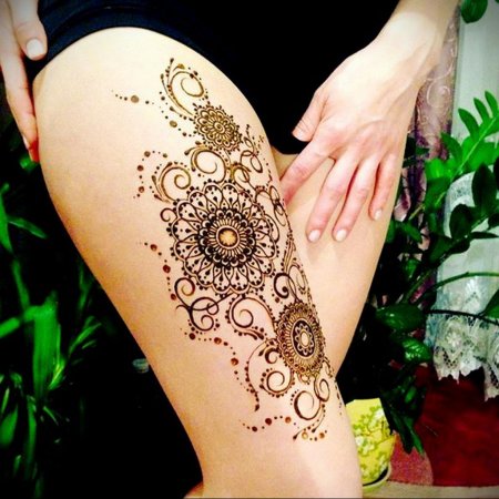 Узоры хной на теле