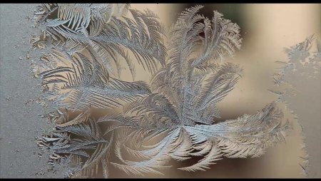 Морозные узоры на окне рисование