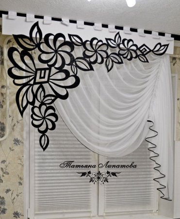 Трафаретный ламбрекен