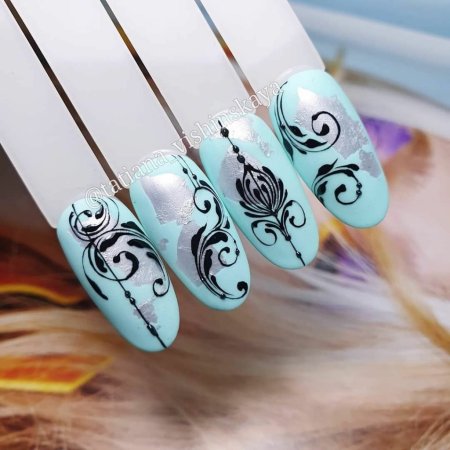 Красивые узоры на ногтях