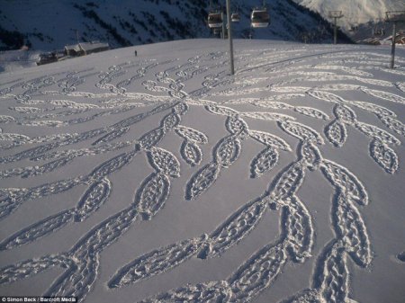 Саймон Бек рисунки на снегу