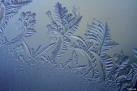 Морозные узоры на ткани
