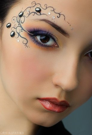 Макияж с узорами