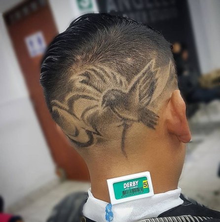 Фигурная стрижка головы