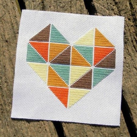 Геометрическая вышивка