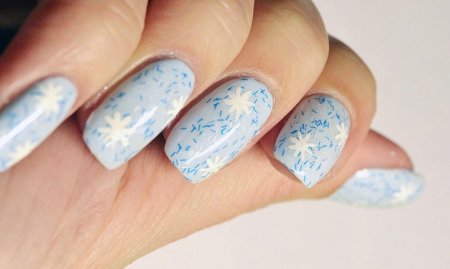 Новогодние узоры на ногтях