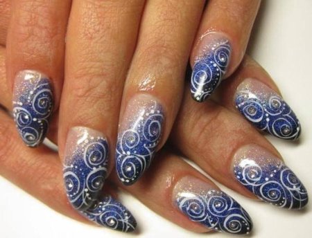 Зимние узоры на ногтях