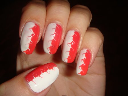 Рисунки на ногтях иголкой