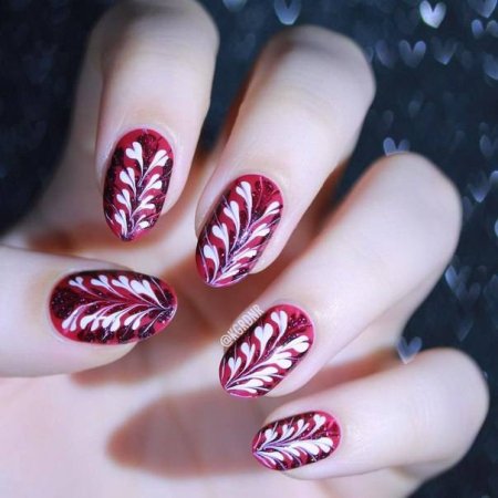 Рисование иголкой на ногтях