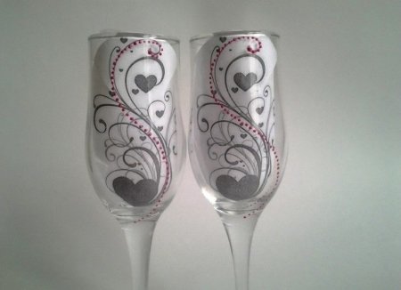 Точечная роспись бокалов