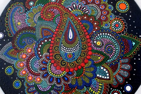 Точечная роспись пейсли