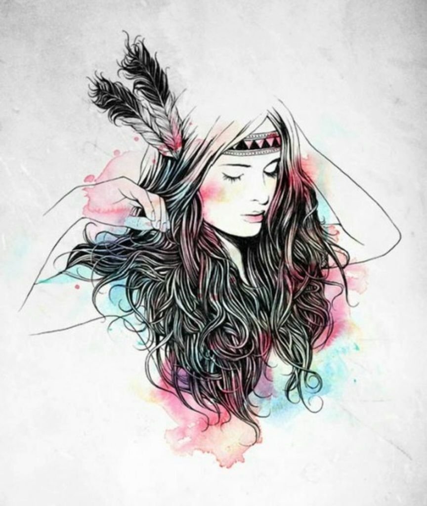 Девушка с перьями в волосах арт
