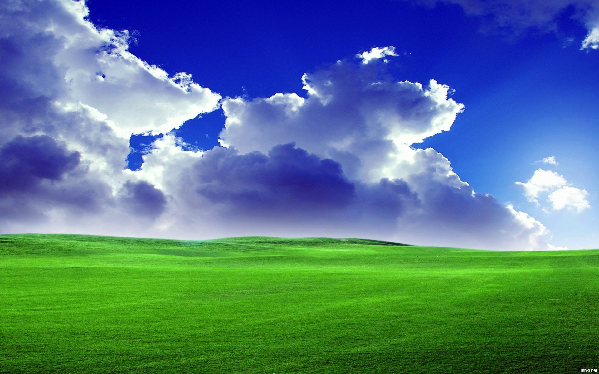 Фото рисунок фон. Природа. Безмятежность. Обои Windows XP. Зеленый холм и небо.