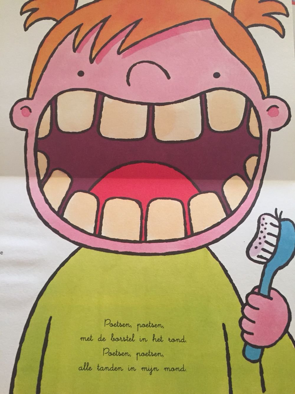 Ребенок с большим ртом. Рисунок зубов. Чистим зубы!.