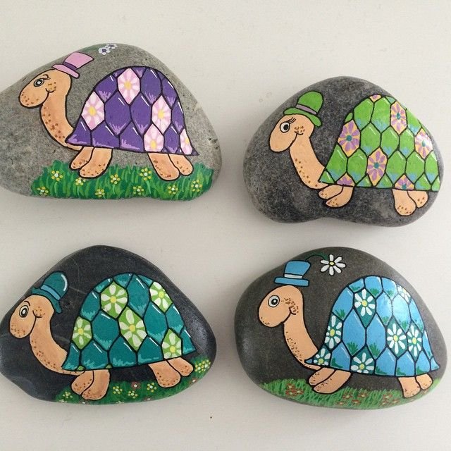Рисунки на камнях для детей