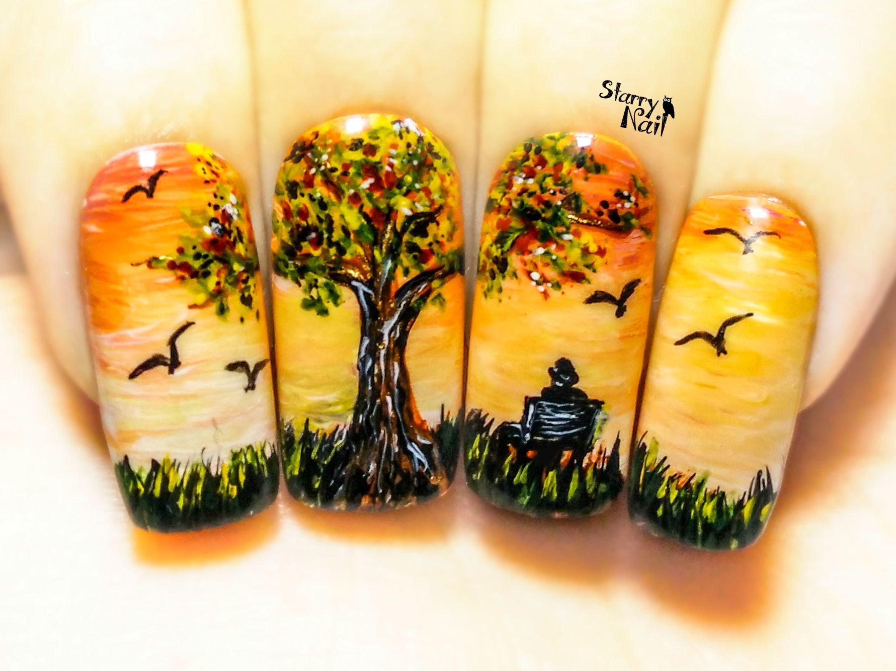 Осенний пейзаж на ногтях