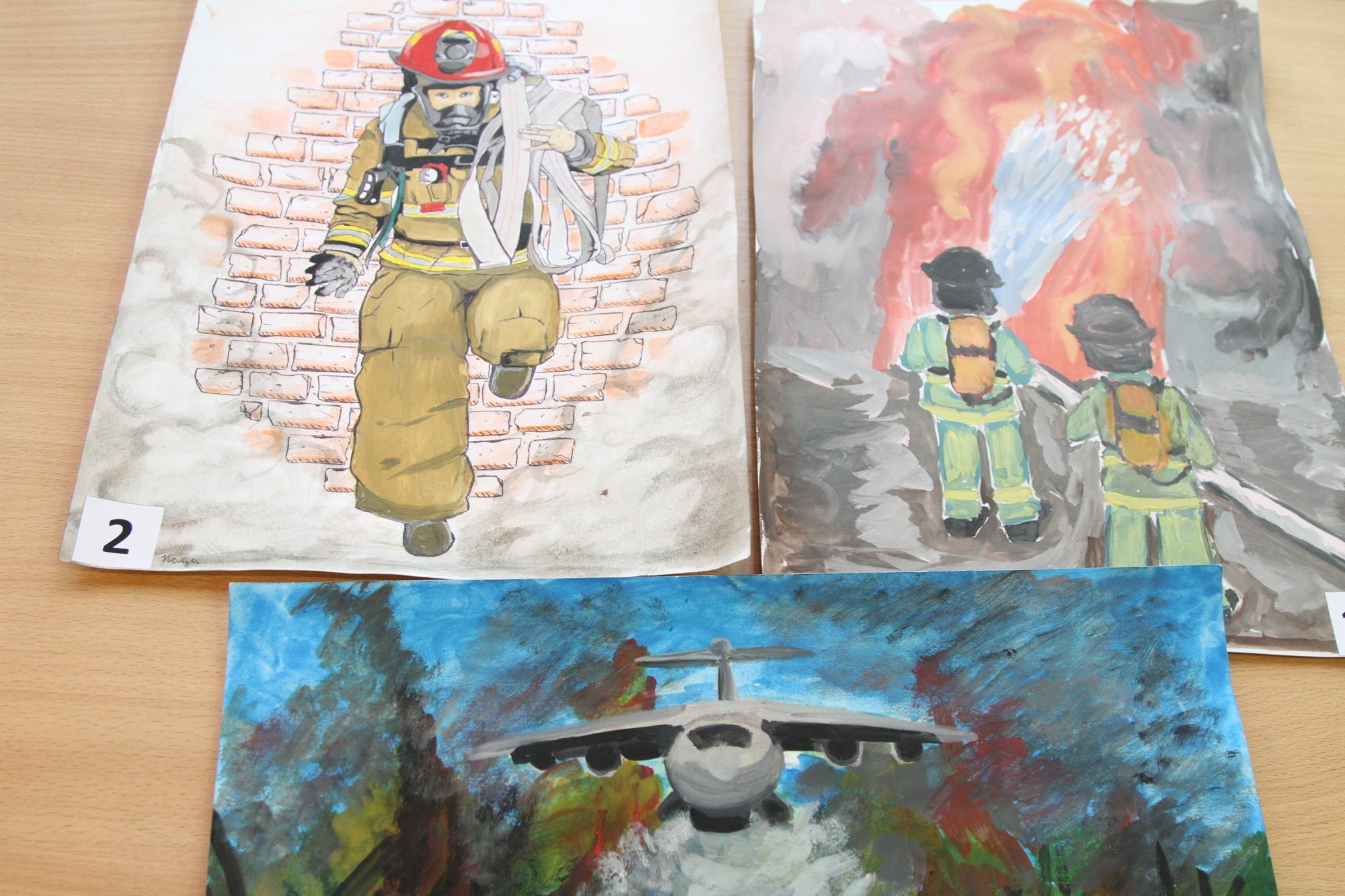 Спасатель и пожарный профессии героические рисунки