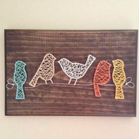 Панно с гвоздиками и нитками