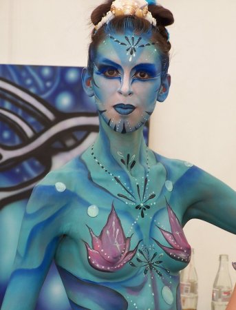 Красивый бодиарт