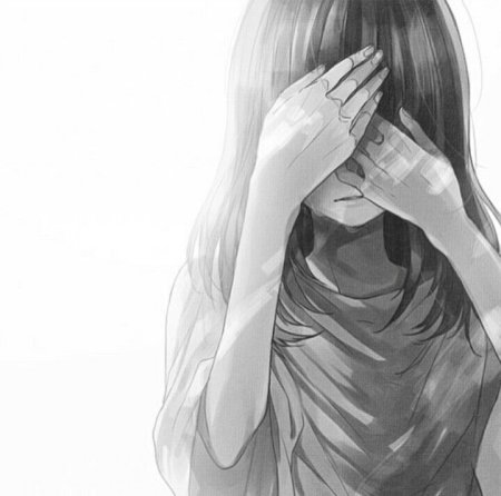 Девушка закрывает лицо руками арт