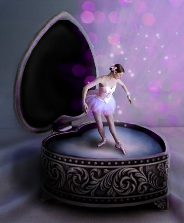 Старинная шкатулка с танцующей балериной