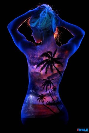 Иллюстрации в стиле ню