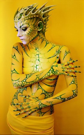 Бодиарт на женском