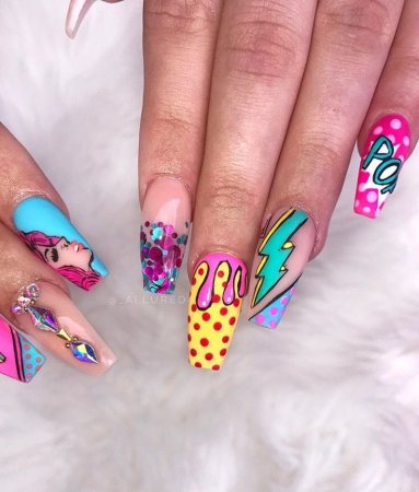 Ногти в стиле комиксов