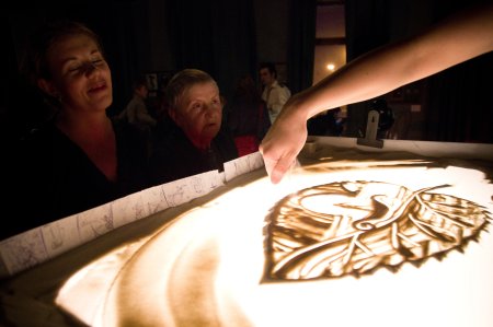 Арт терапия рисование песком