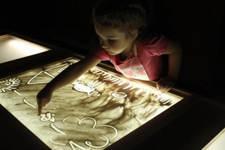 Песочный стол (световой стол для рисования песком)