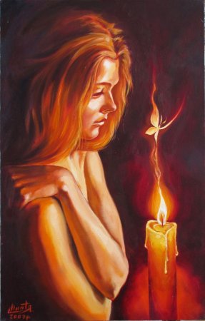 Девушка в пламени свечи