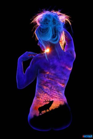 Цветочный боди арт