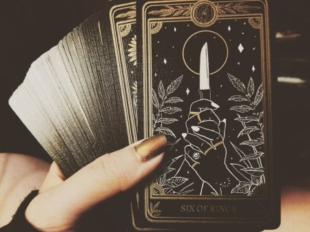 Минималистичные колоды Таро