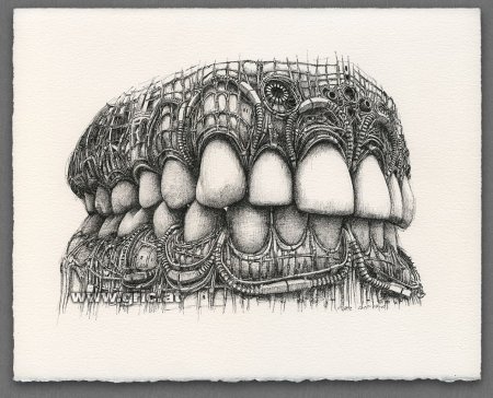 Зуб карандашом