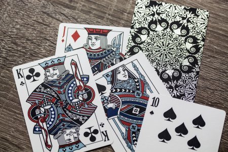Красивые игральные карты
