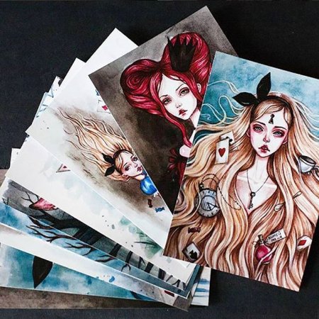 Рисунки в скетчбуке Алиса в стране чудес