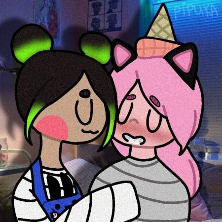 Кошка Лана и Йоши и ева