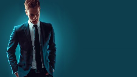 Человек в пиджаке