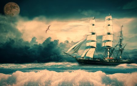 Корабль в море