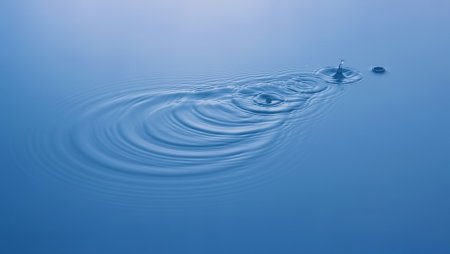 Волны на поверхности воды